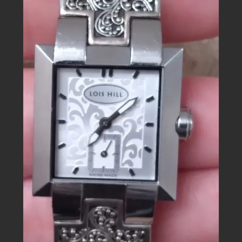 LOIS HILL SILVER LADIES WATCH REFERENCE # LH-0002